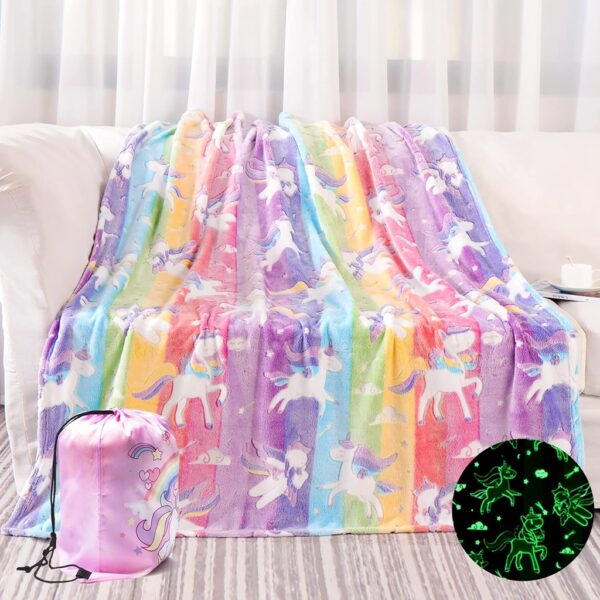 Glow in The Dark Stars Heart Blanket